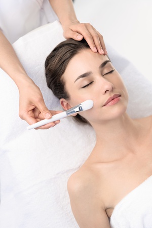 Guinot - Professional skin care products and skin treatments